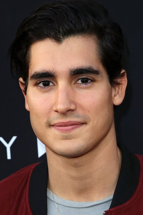 Henry Zaga